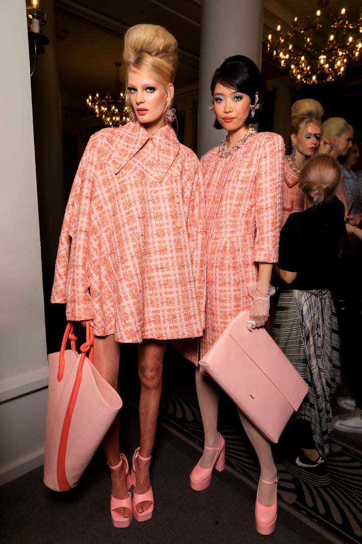 Catwalk- Jumbo Clutch